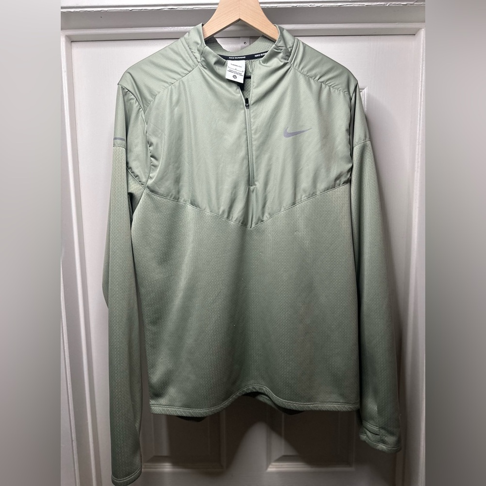 Nike Thurman fit running Large